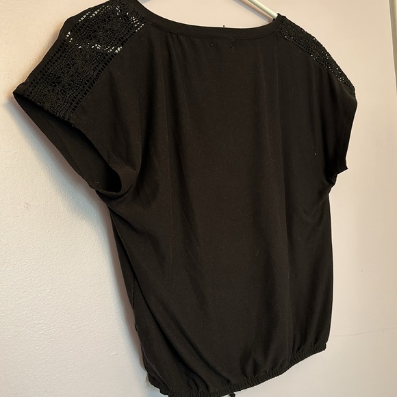 ARDENE Short Sleeve T-Shirt - Picture 2 of 3